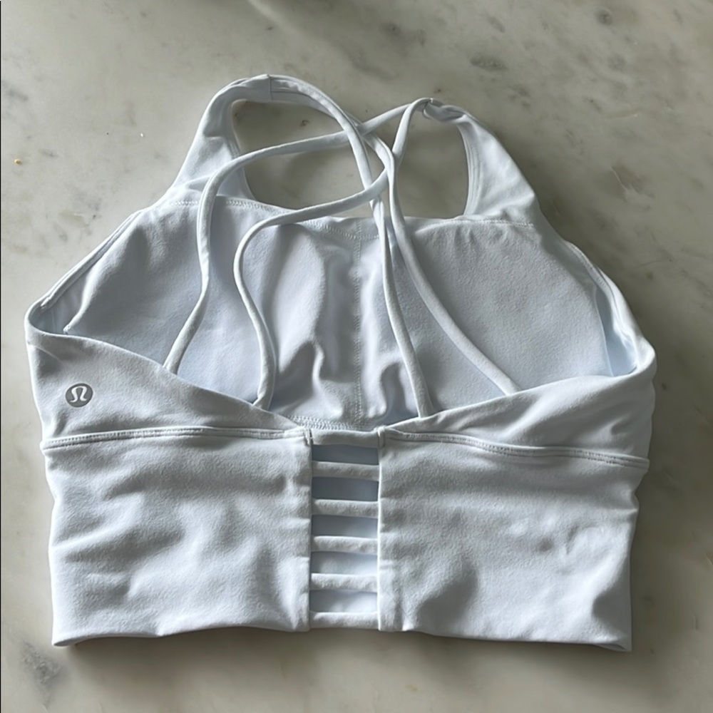 Lululemon white sports bra size 8 LIKE NEW